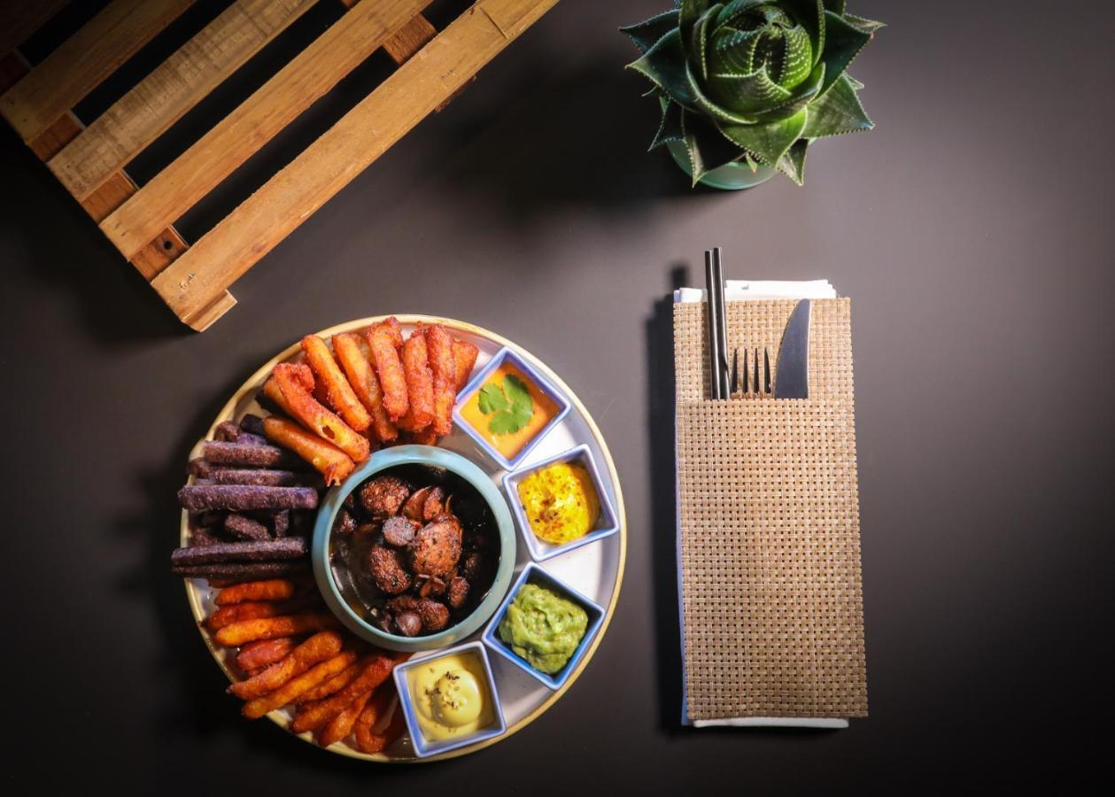 Lausanne Palace מראה חיצוני תמונה A selection of Thai tapas